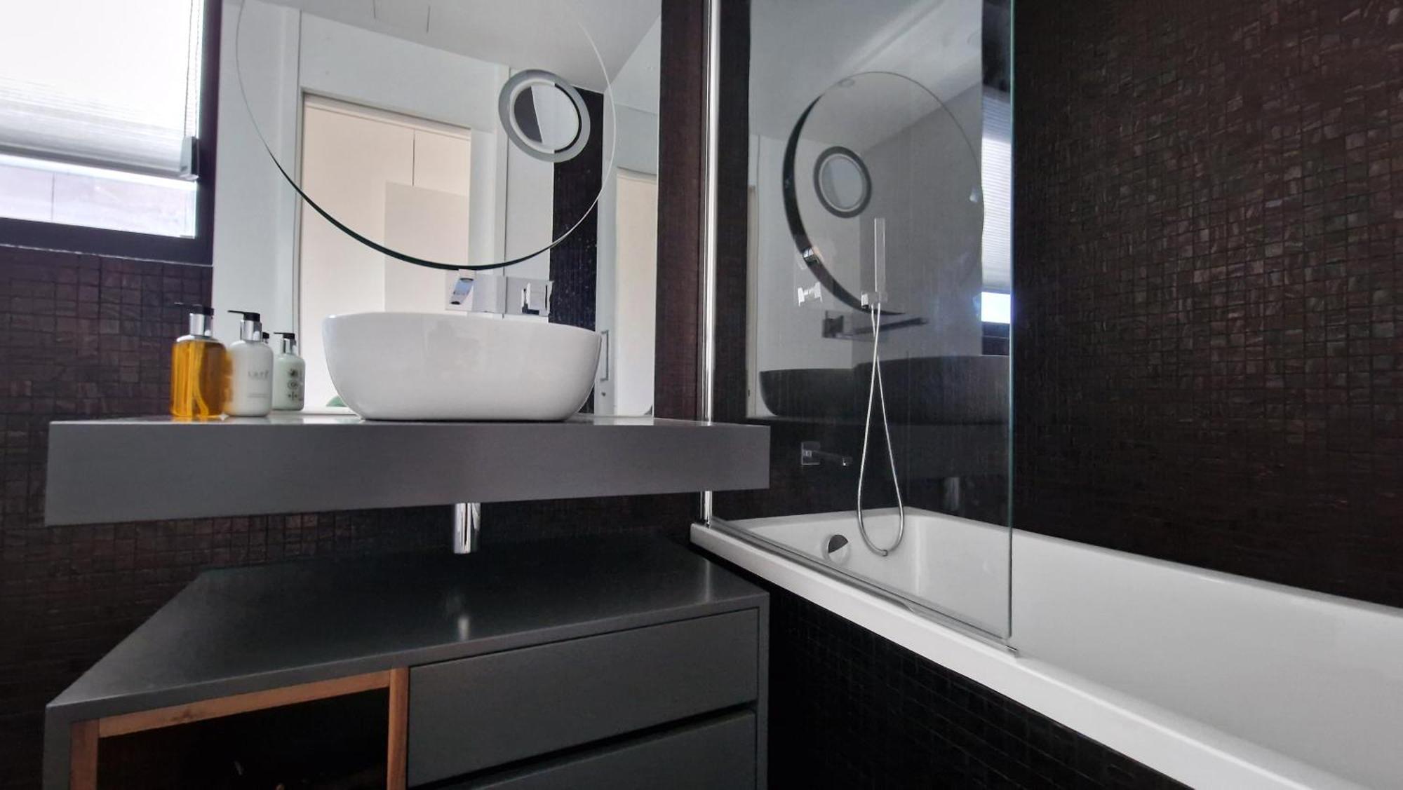 Lux Suite By Lovelystay Funchal  Exterior foto